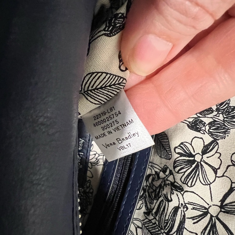 Vera Bradley new Navy Leather Crossbody Bag-never used. - Picture 11 of 14